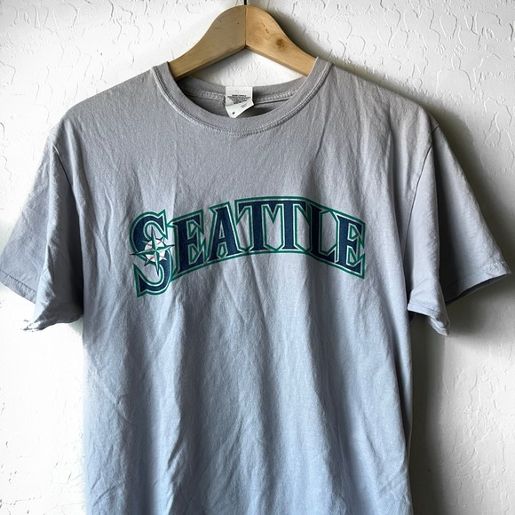 Fruit of the Loom Shirts Vintage Seattle Mariners Ichiro Tshirt